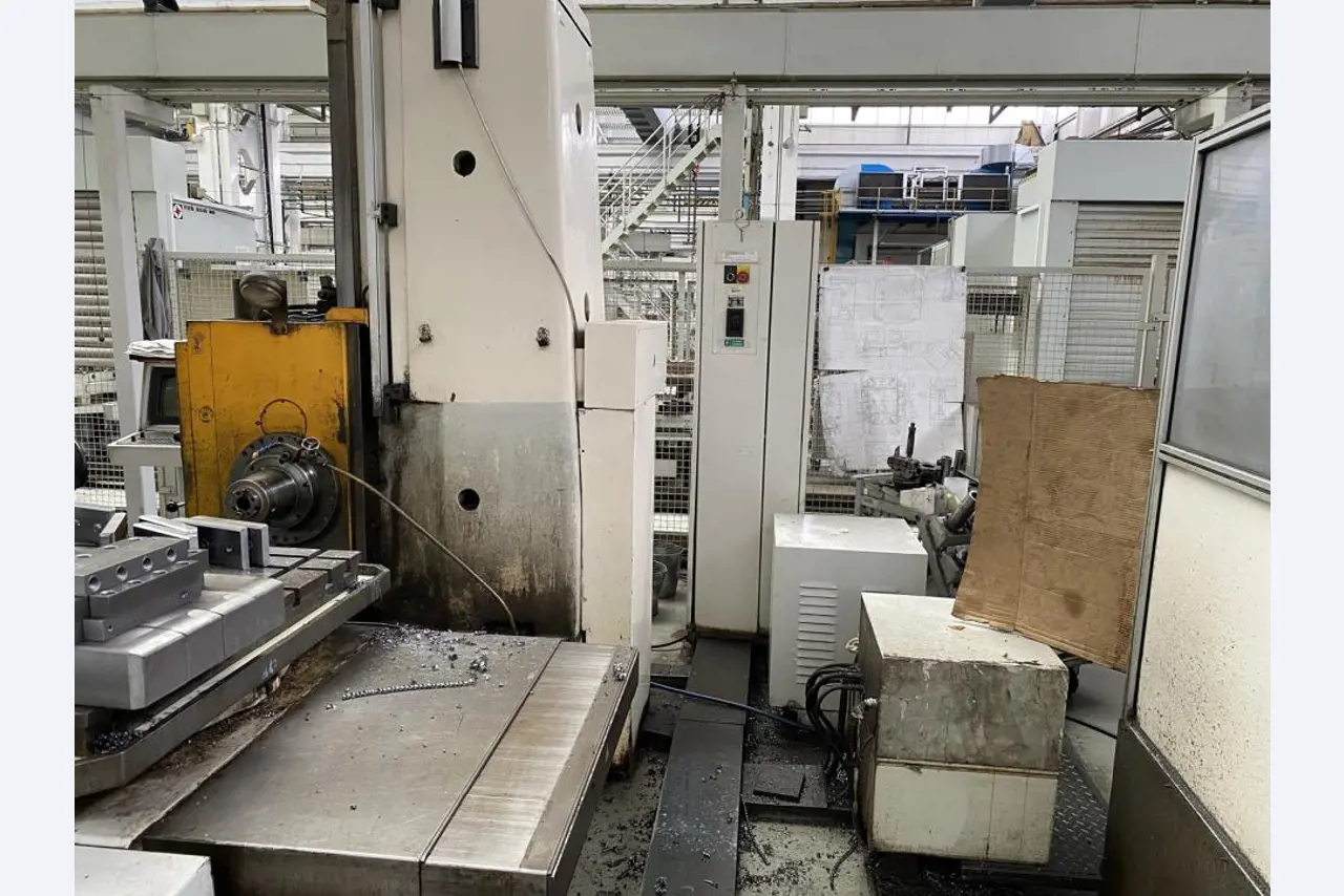 Metallbearbeitungsmaschinen und Arbeitsausrüstung (Sicherheitsschuhe)-4